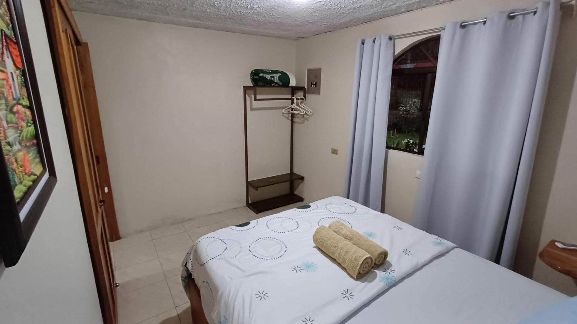 Ferienwohnung Alinas House La Fortuna Exterior foto