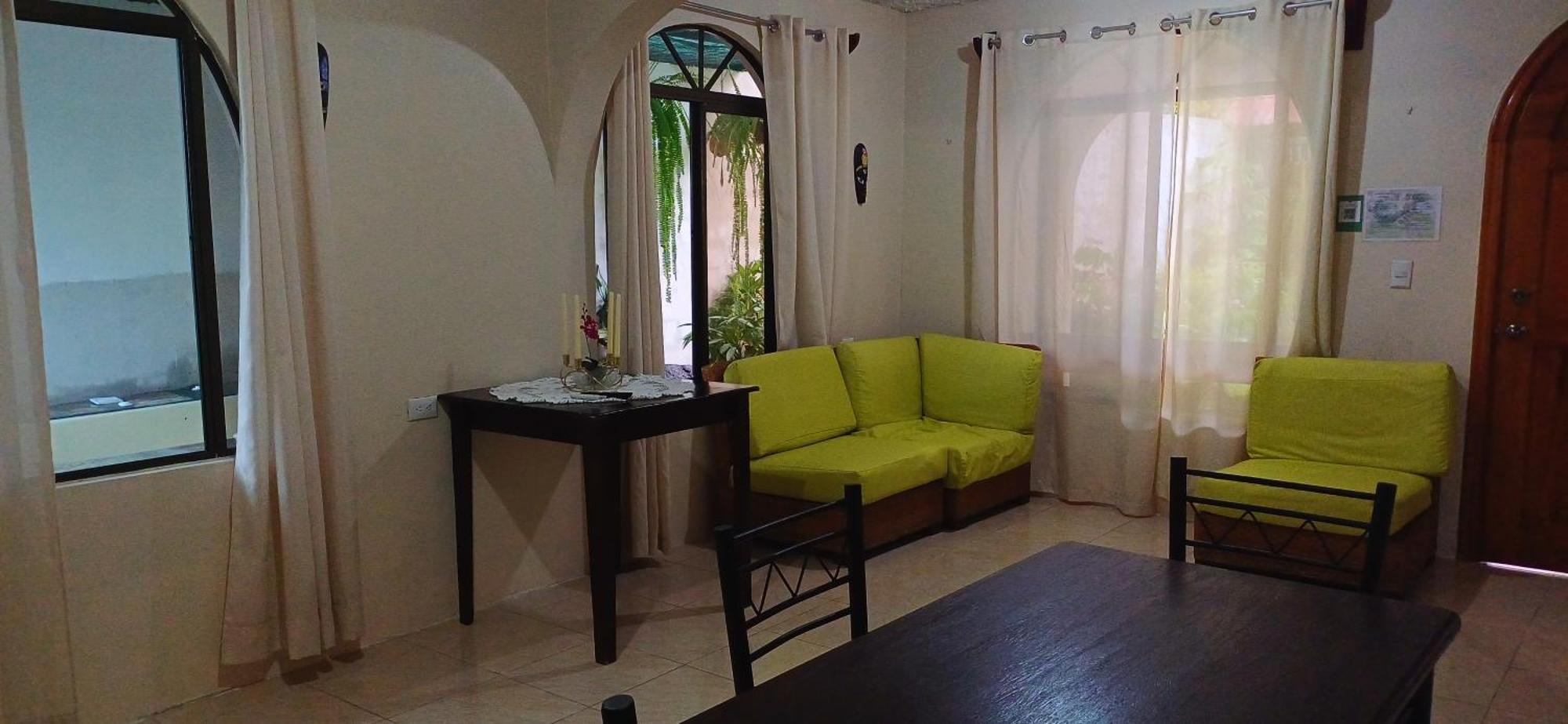 Ferienwohnung Alinas House La Fortuna Exterior foto